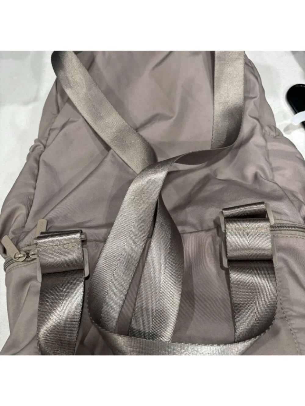 Beyond Yoga tan Medium Drawstring Gym Backpack w/ Zipper Pocket, Logo Strap